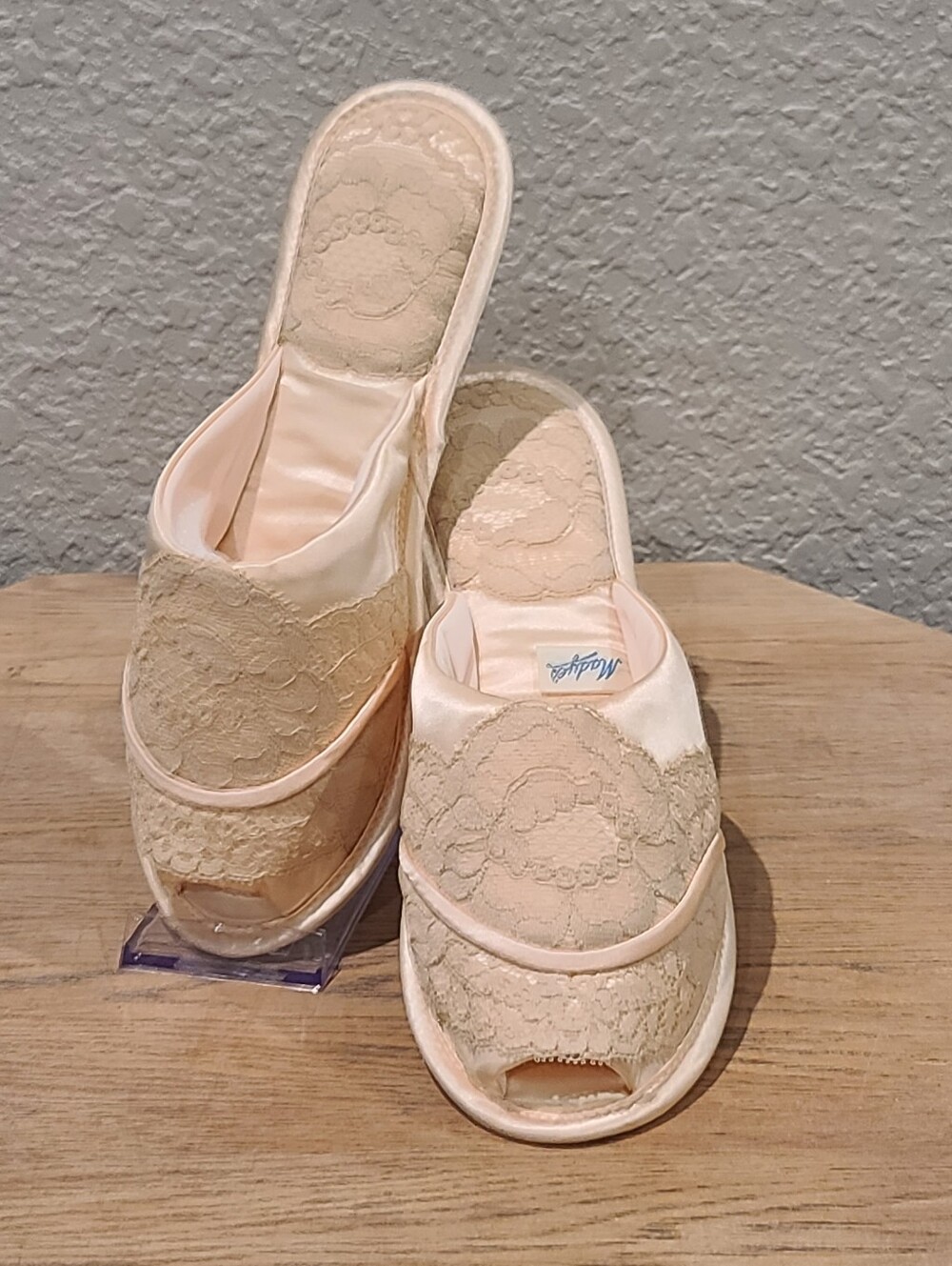 Vtg Madye's Glamour Skuffs Peach Satin & Lace Boudoir Slippers Peep-Toe sz 8.5-9